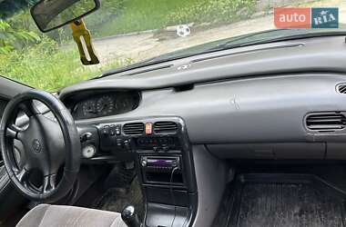 Седан Mazda 626 1991 в 