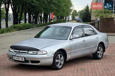 Седан Mazda 626 1993 в 