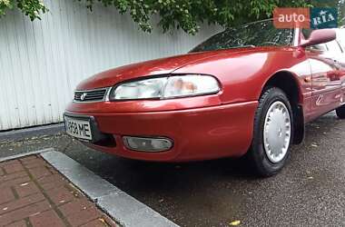 Хэтчбек Mazda 626 1997 в 