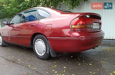 Хэтчбек Mazda 626 1997 в 