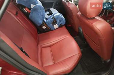 Хэтчбек Mazda 626 1997 в 