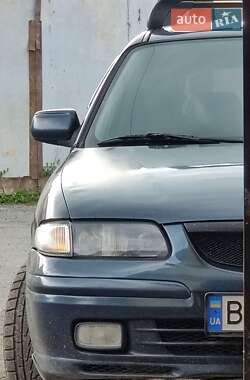 Хэтчбек Mazda 626 1997 в 