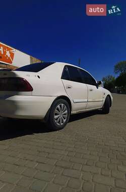 Седан Mazda 626 1999 в 