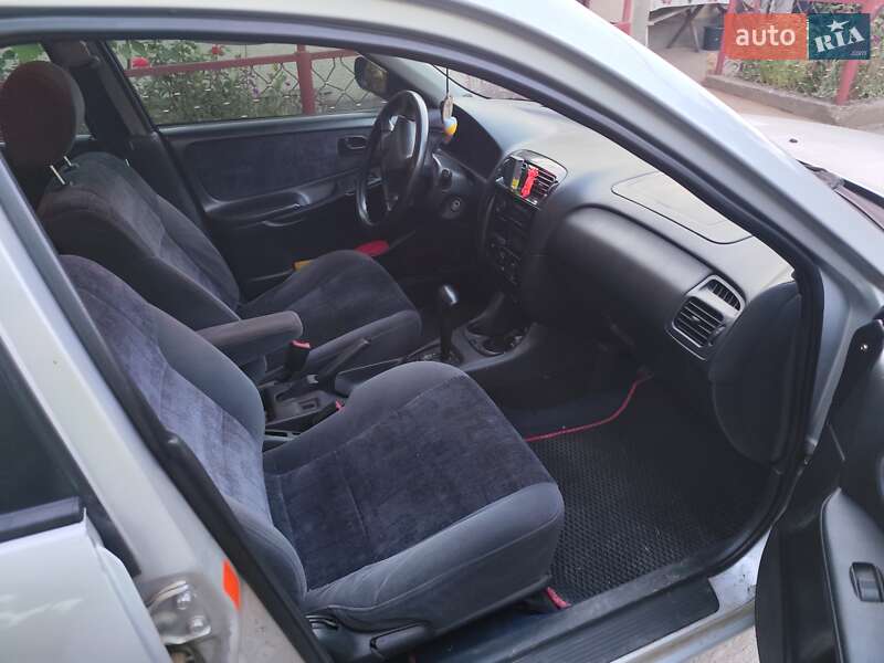 Седан Mazda 626 1998 в Одесі