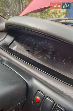 Хэтчбек Mazda 626 1992 в 