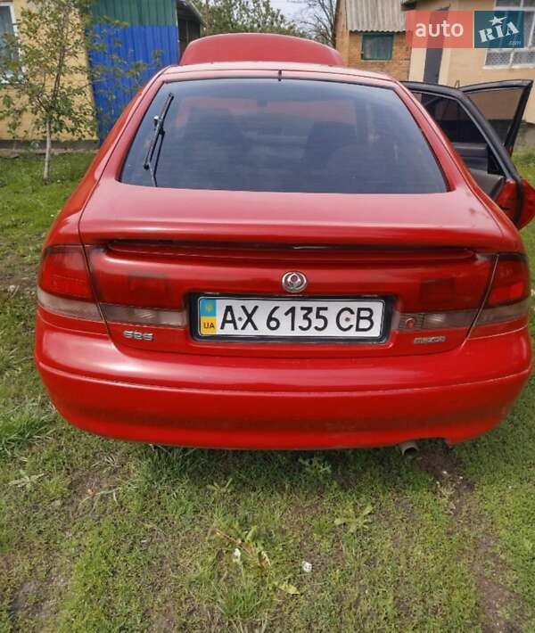 Хэтчбек Mazda 626 1992 в 