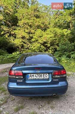 Хетчбек Mazda 626 1997 в 
