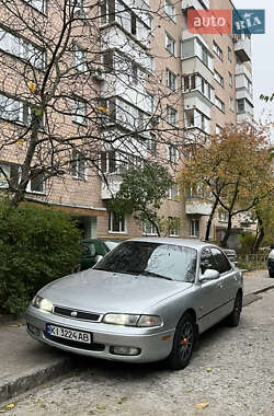 Седан Mazda 626 1995 в Украинке