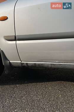 Седан Mazda 626 1999 в 