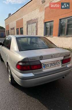 Седан Mazda 626 1999 в 