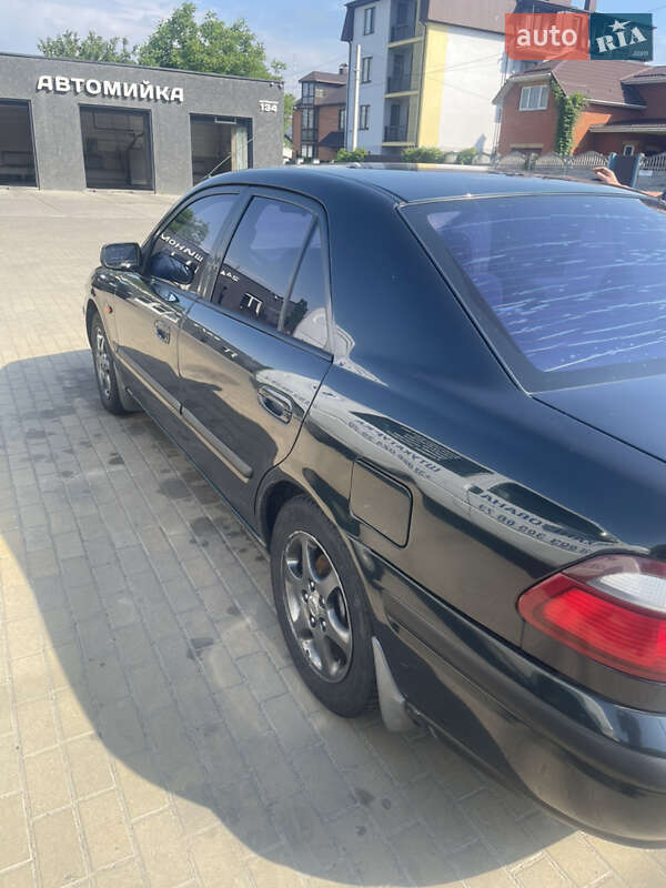 Седан Mazda 626 1998 в Виннице