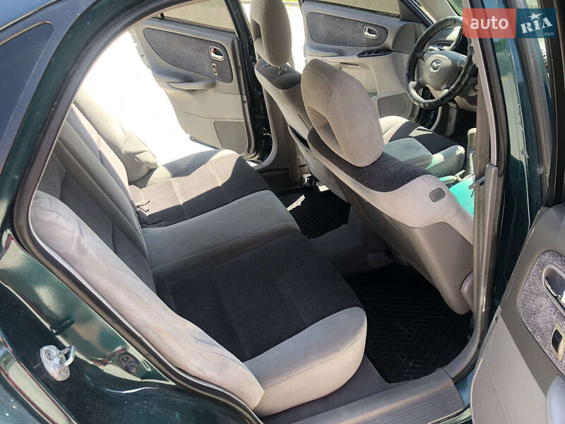 Седан Mazda 626 2002 в Турці