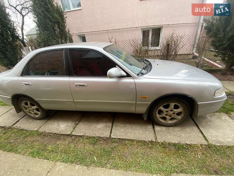Седан Mazda 626 1995 в Львове