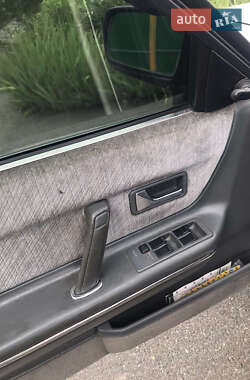 Хэтчбек Mazda 626 1990 в 