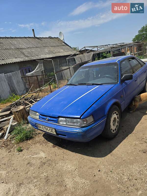 Хэтчбек Mazda 626 1990 в Шабо