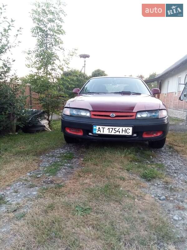 Хэтчбек Mazda 626 1996 в Надворной