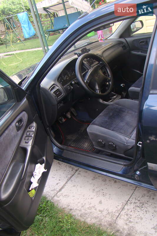 Хетчбек Mazda 626 1999 в Радехові