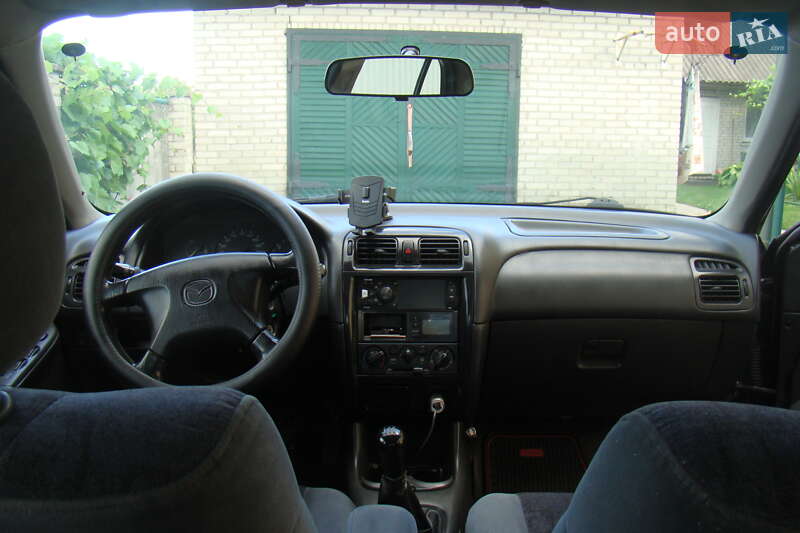 Хетчбек Mazda 626 1999 в Радехові
