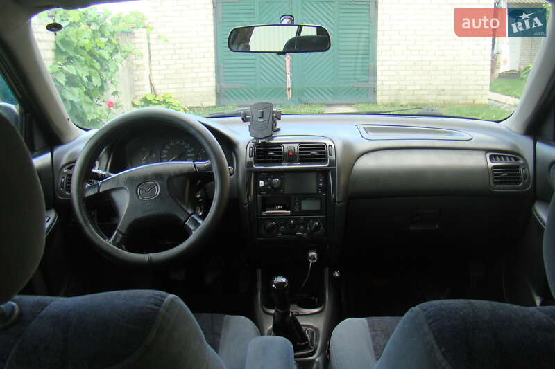 Хетчбек Mazda 626 1999 в Радехові