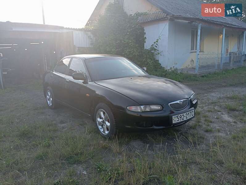 Седан Mazda 626 1995 в Дубно