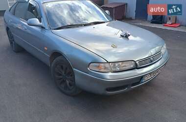 Хэтчбек Mazda 626 1993 в 