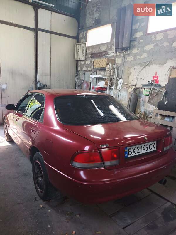 Седан Mazda 626 1992 в Кам'янець-Подільському