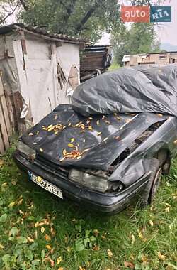 Хетчбек Mazda 626 1991 в Чернівцях