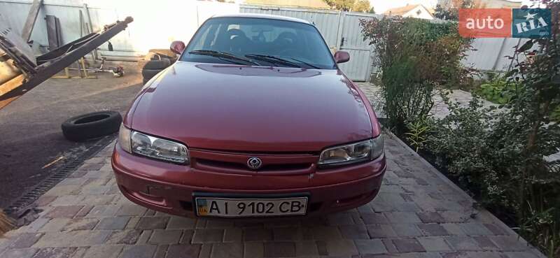 Седан Mazda 626 1993 в Нежине