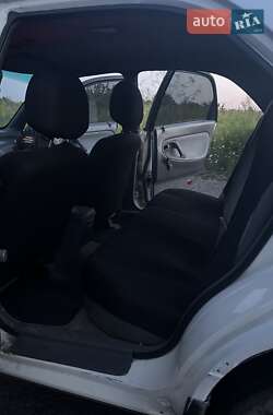 Седан Mazda 626 1993 в 