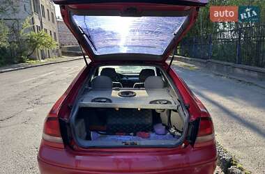 Хэтчбек Mazda 626 1993 в 