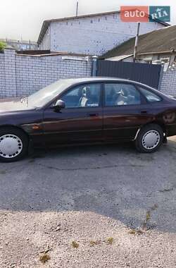 Хэтчбек Mazda 626 1992 в 