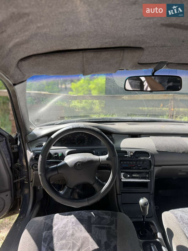 Хэтчбек Mazda 626 1994 в Шостке