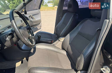 Седан Mazda 626 1993 в 