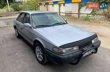 Хэтчбек Mazda 626 1989 в 