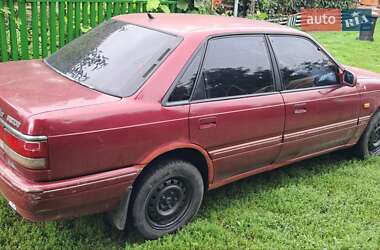 Седан Mazda 626 1992 в 