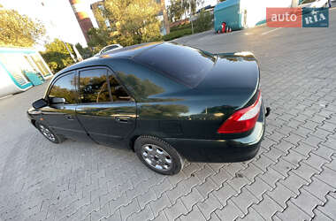 Седан Mazda 626 2001 в 