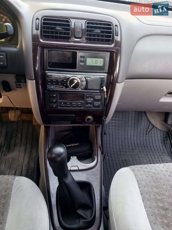 Універсал Mazda 626 2001 в Києві