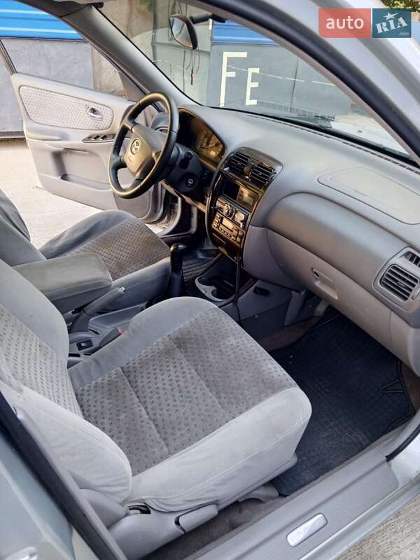 Універсал Mazda 626 2001 в Києві