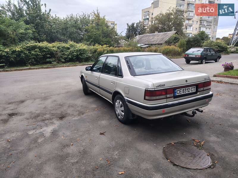 Седан Mazda 626 1992 в Хмельницком