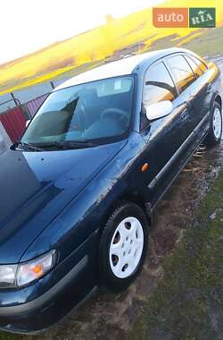 Хэтчбек Mazda 626 1999 в 