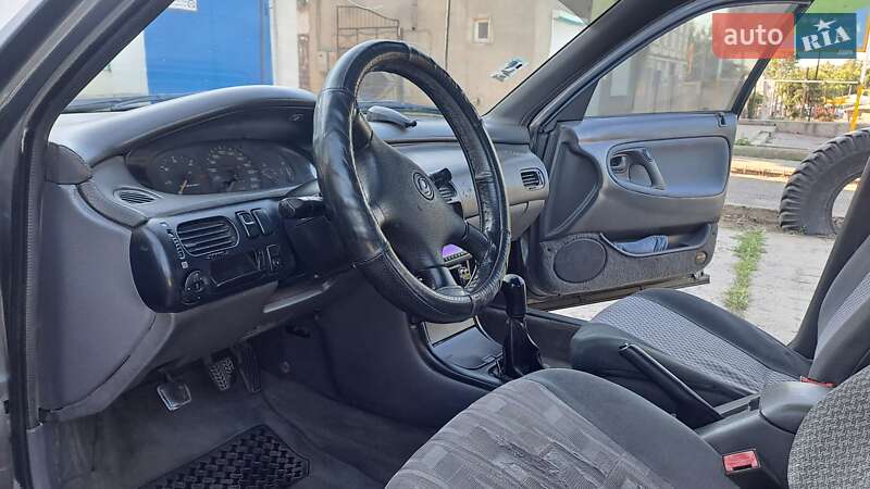 Седан Mazda 626 1992 в Подольске