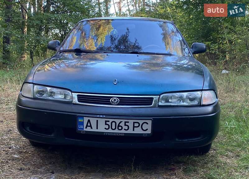 Седан Mazda 626 1993 в Броварах