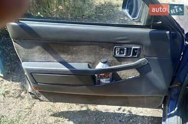 Хэтчбек Mazda 626 1986 в 