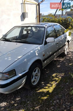 Хэтчбек Mazda 626 1987 в 