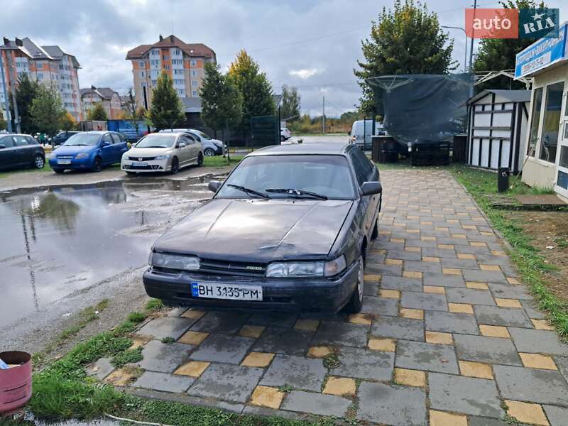 Хэтчбек Mazda 626 1988 в Буче