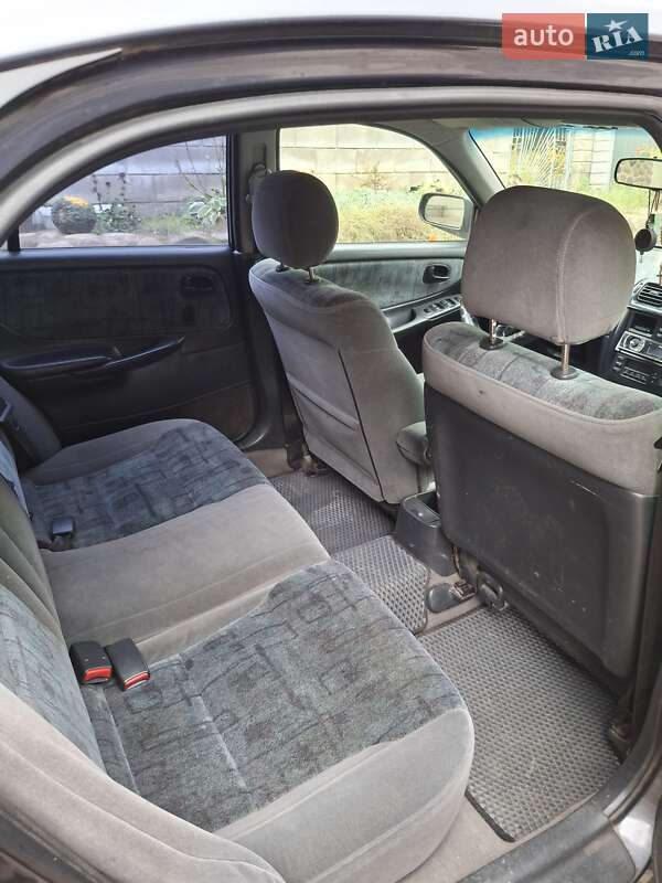 Хэтчбек Mazda 626 1997 в Ровно