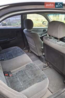 Хэтчбек Mazda 626 1997 в  фото 6 Хэтчбек Mazda 626 1997 в
