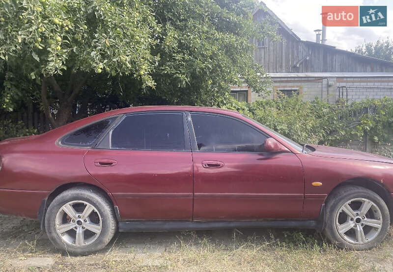 Седан Mazda 626 1992 в Запоріжжі