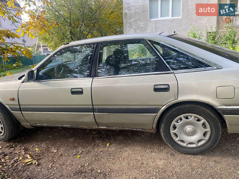 Хэтчбек Mazda 626 1989 в Галиче