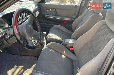 Хэтчбек Mazda 626 1990 в 